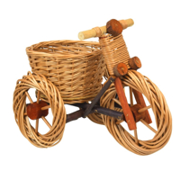 Proutěná dekorativní tříkolka s košíkem – celková délka 40 cm