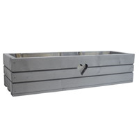 Dřevěný truhlík z masivu se srdíčkem – šedý dekorativní truhlík 60 cm